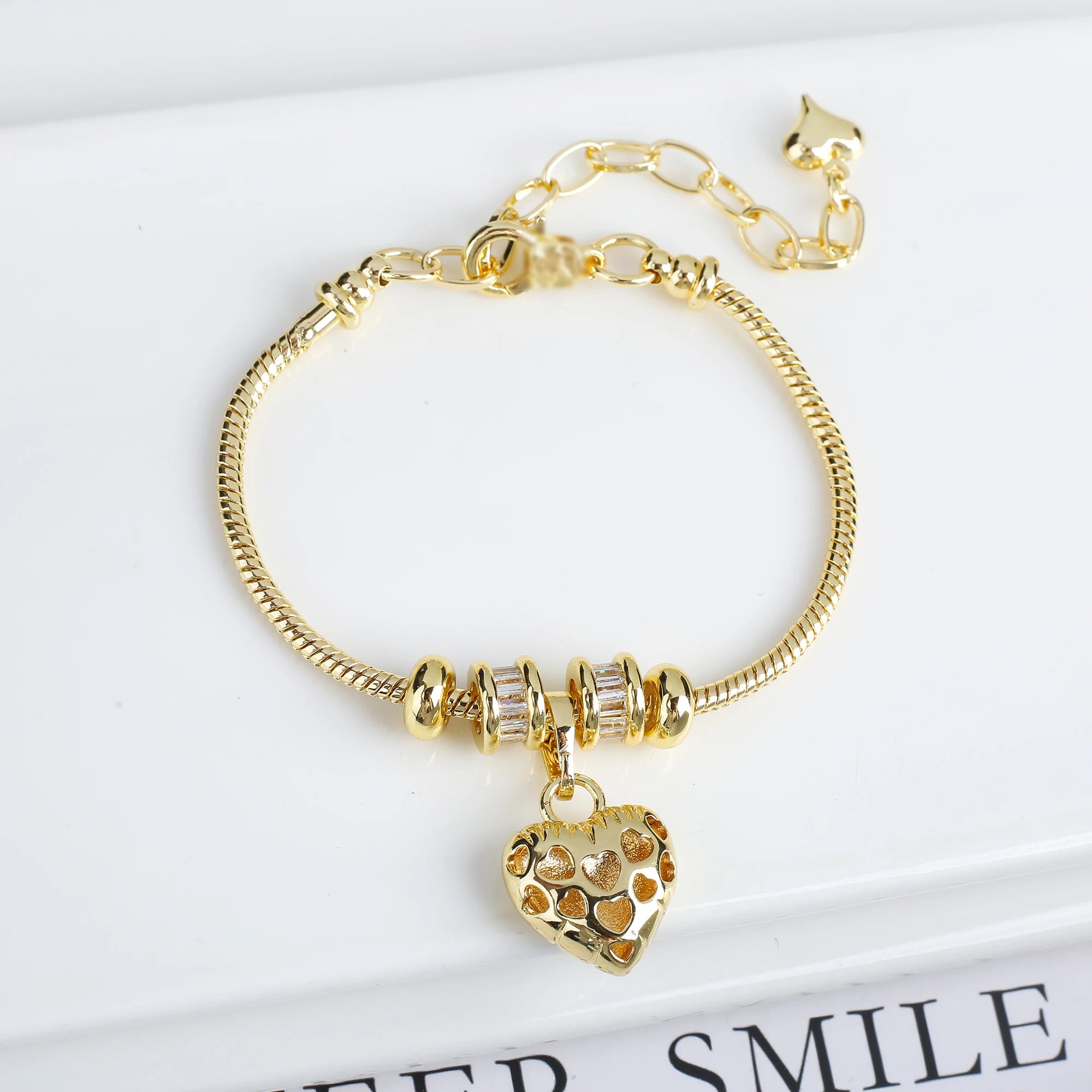 5-Leaf Clover Woven Chain Bracelet – Women’s Luxury Jewelry