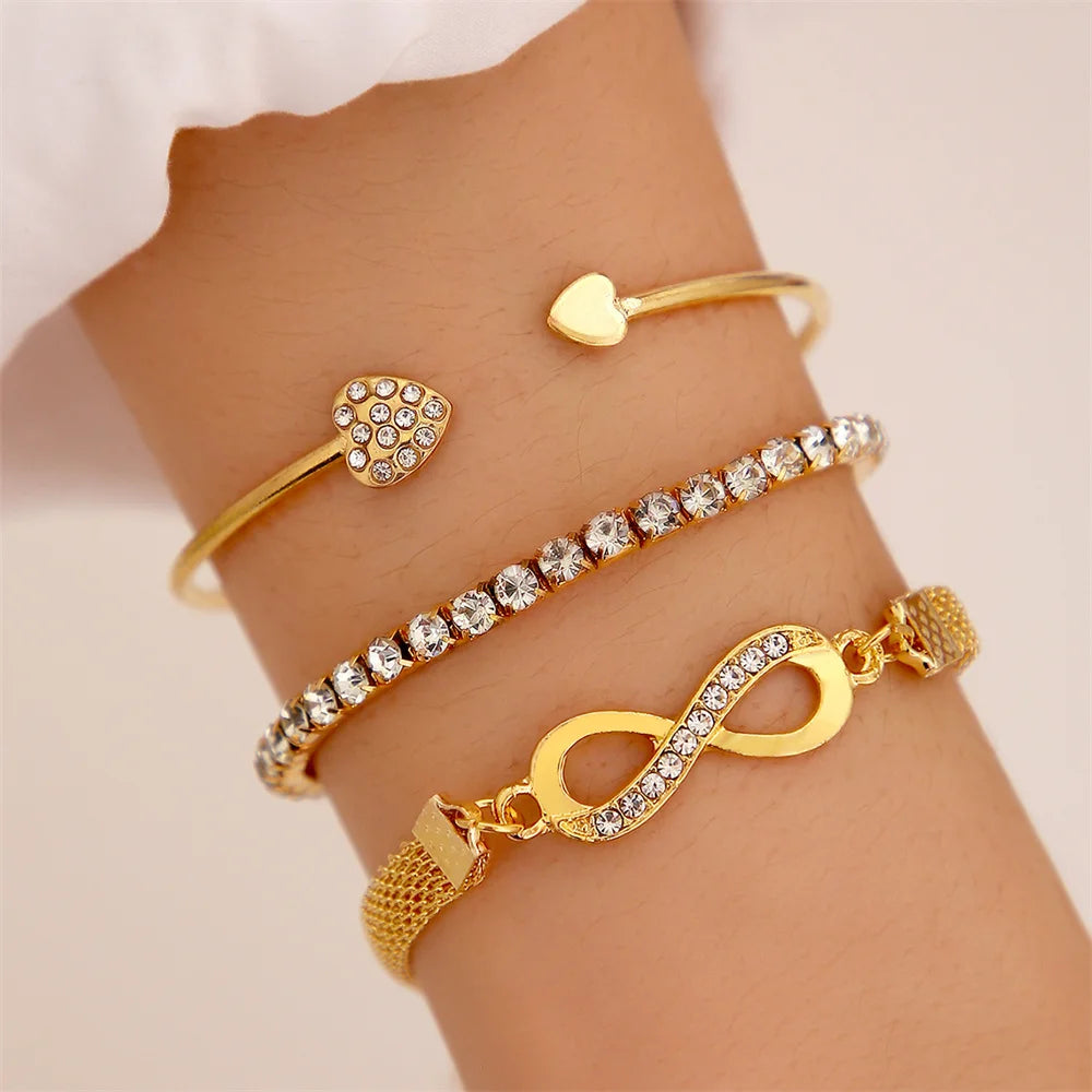 Cœur Éternel – Vintage Heart Crystal Bracelet Set