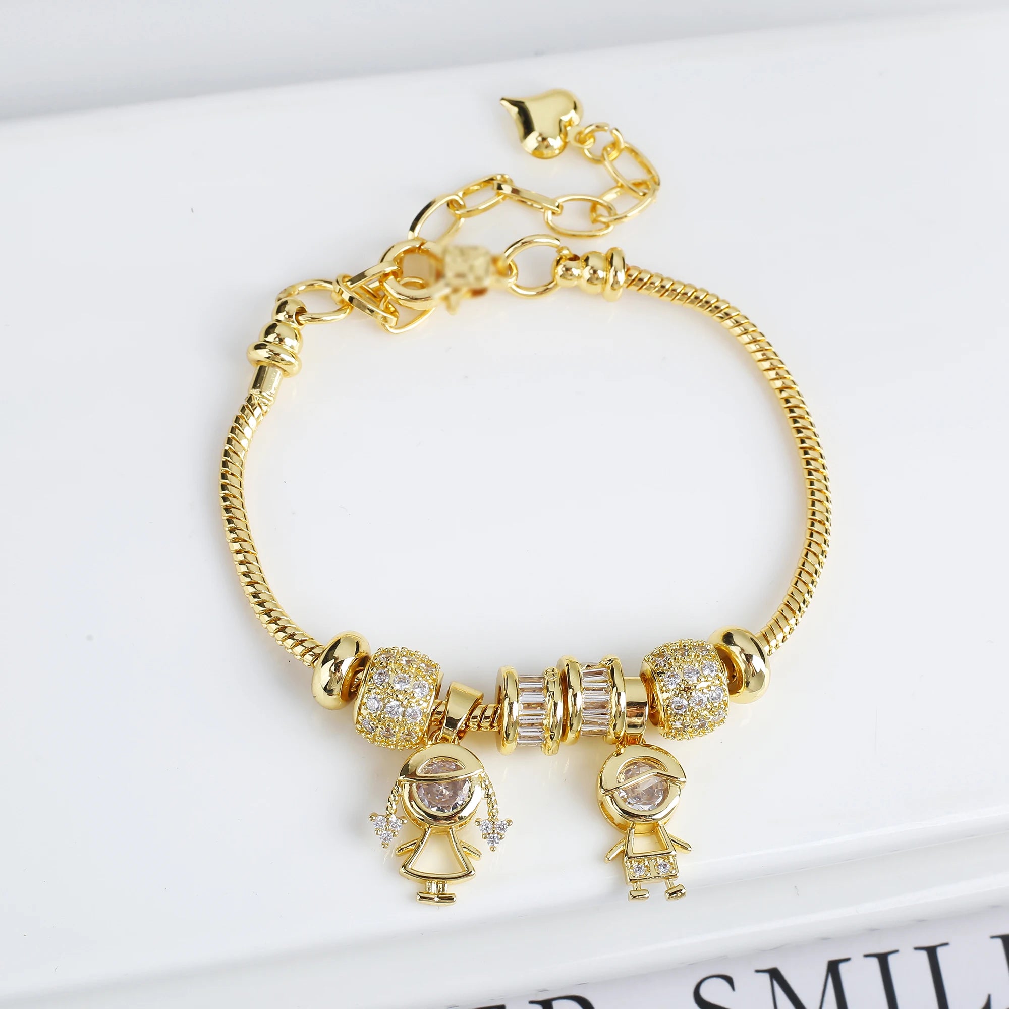 5-Leaf Clover Woven Chain Bracelet – Women’s Luxury Jewelry