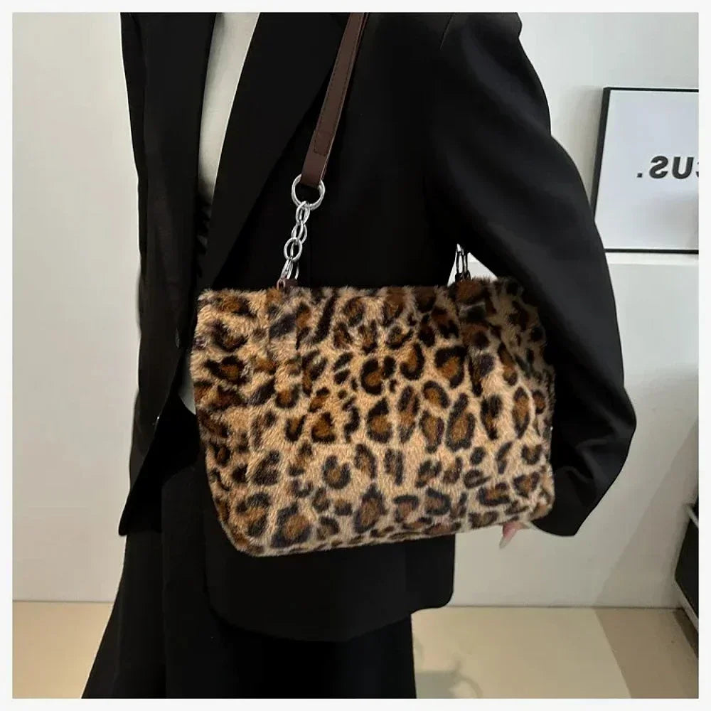 Winter Leopard Print Plush Shoulder Bag – Chic & Spacious Women’s Handbag