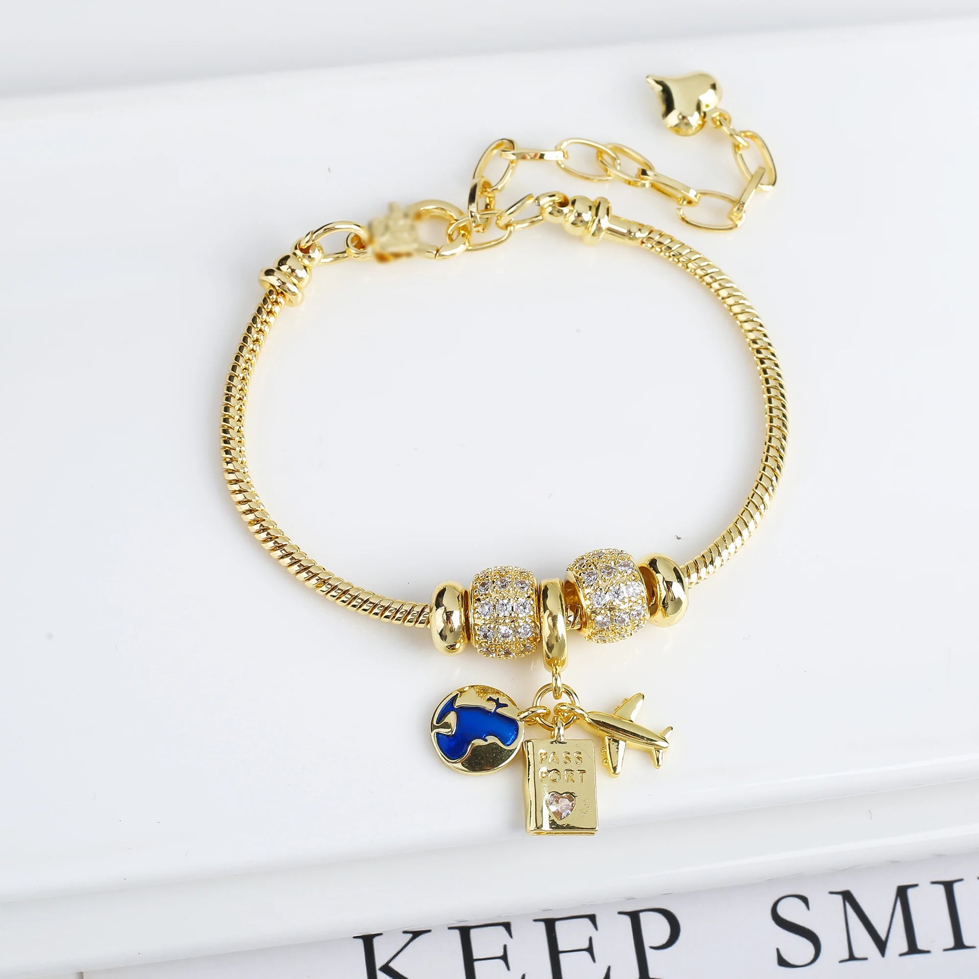 5-Leaf Clover Woven Chain Bracelet – Women’s Luxury Jewelry