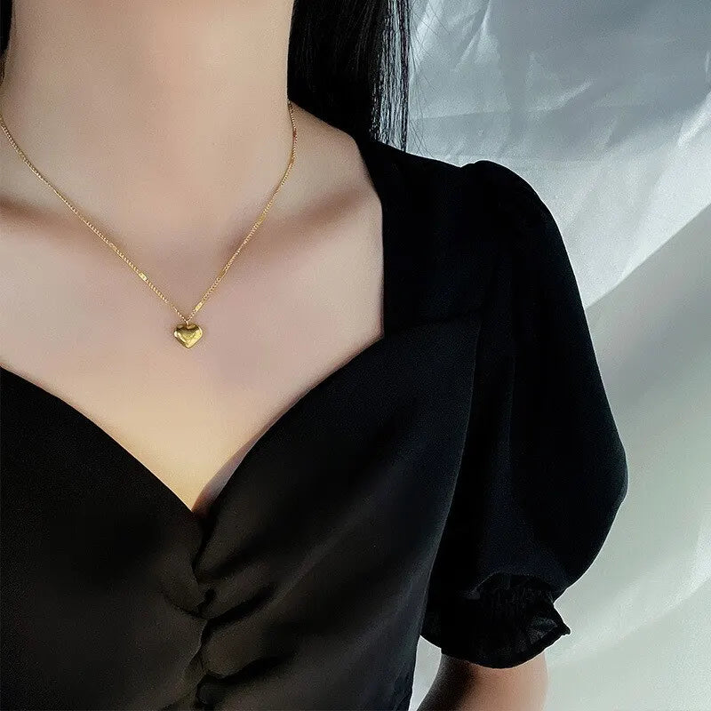 Coeur Pêche – Gold Love Pendant Necklace