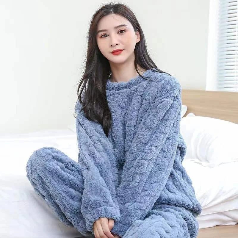 Women’s Autumn-Winter Fleece Pajama Set – Long Sleeve & Pants