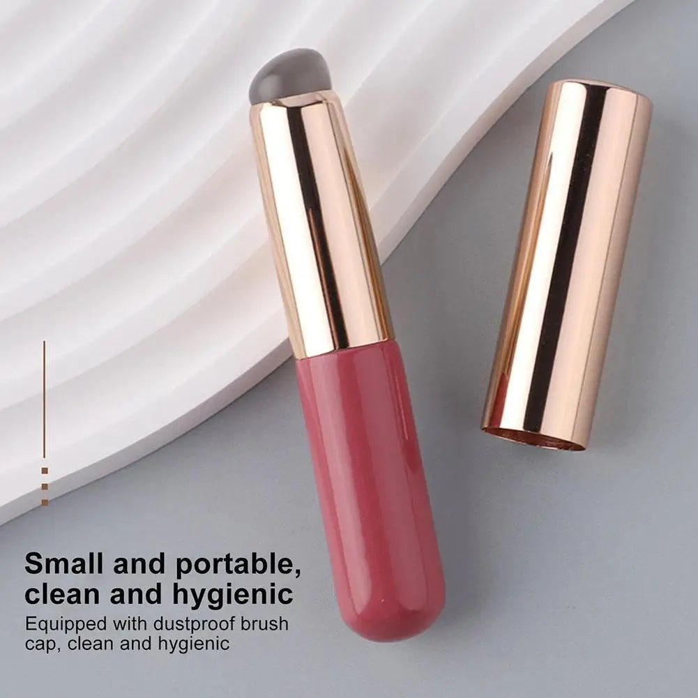 Silicone Lip Brush – Soft Round Head, Fingertip Design, With Cover, Durable