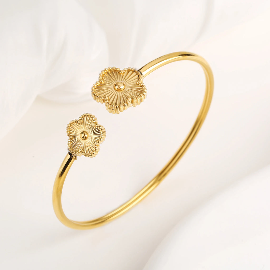 Adjustable Five-Leaf Flower Open Bangle – Gold-Plated Stainless Steel