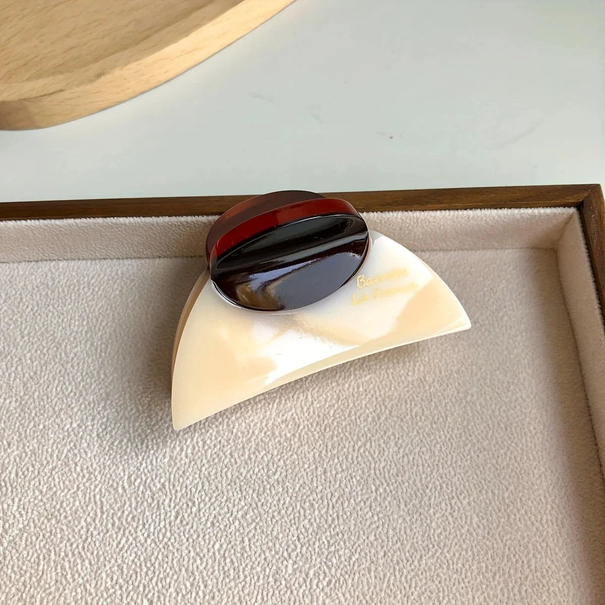 Vintage French Hair Clip – Two-Tone Wood & Marble Design