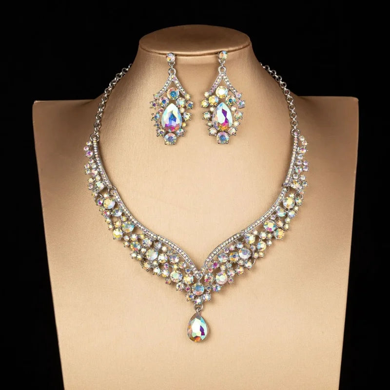Brillance AB – Crystal Choker & Earrings Set