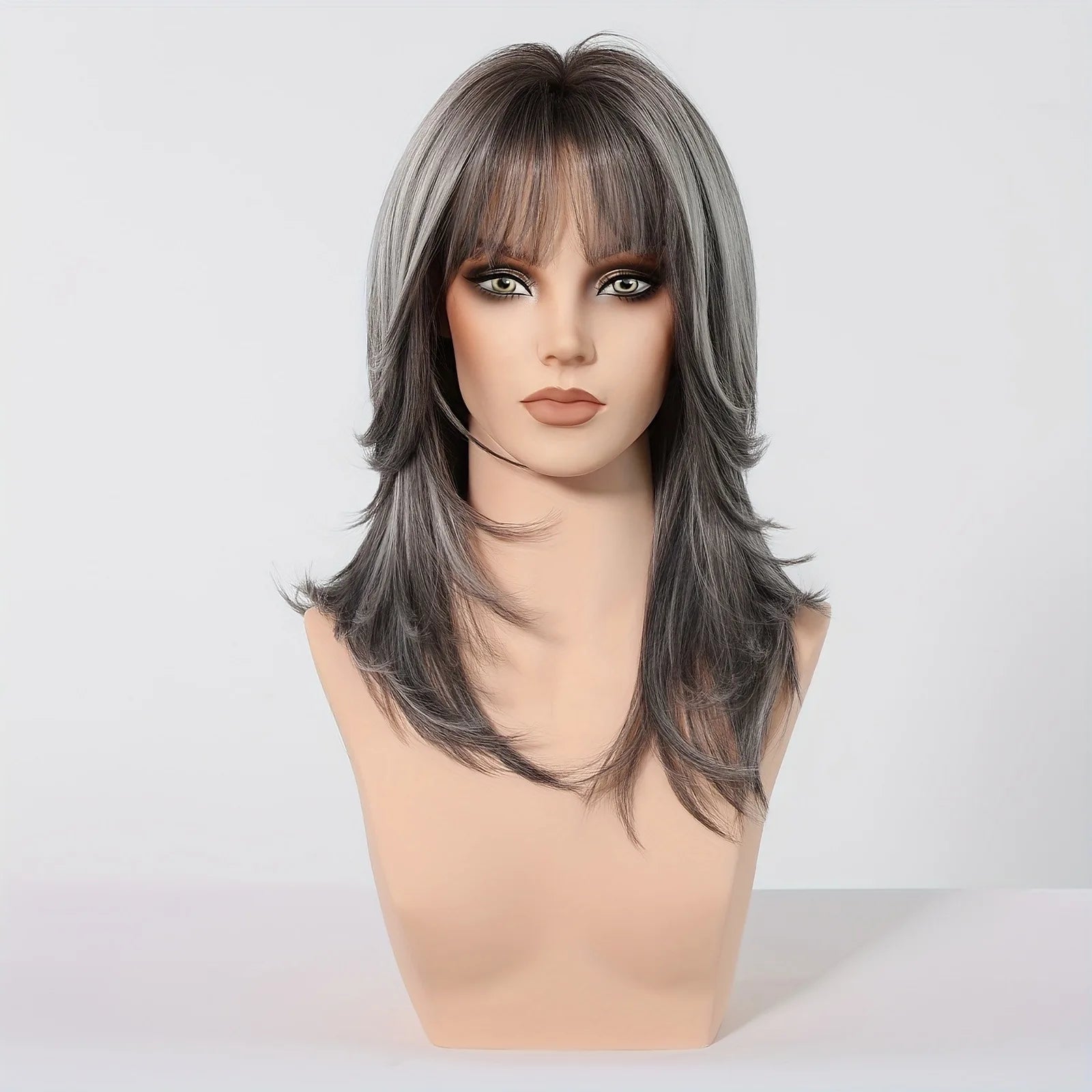 Medium Wavy Synthetic Wig – Chin-Length, Heat-Resistant