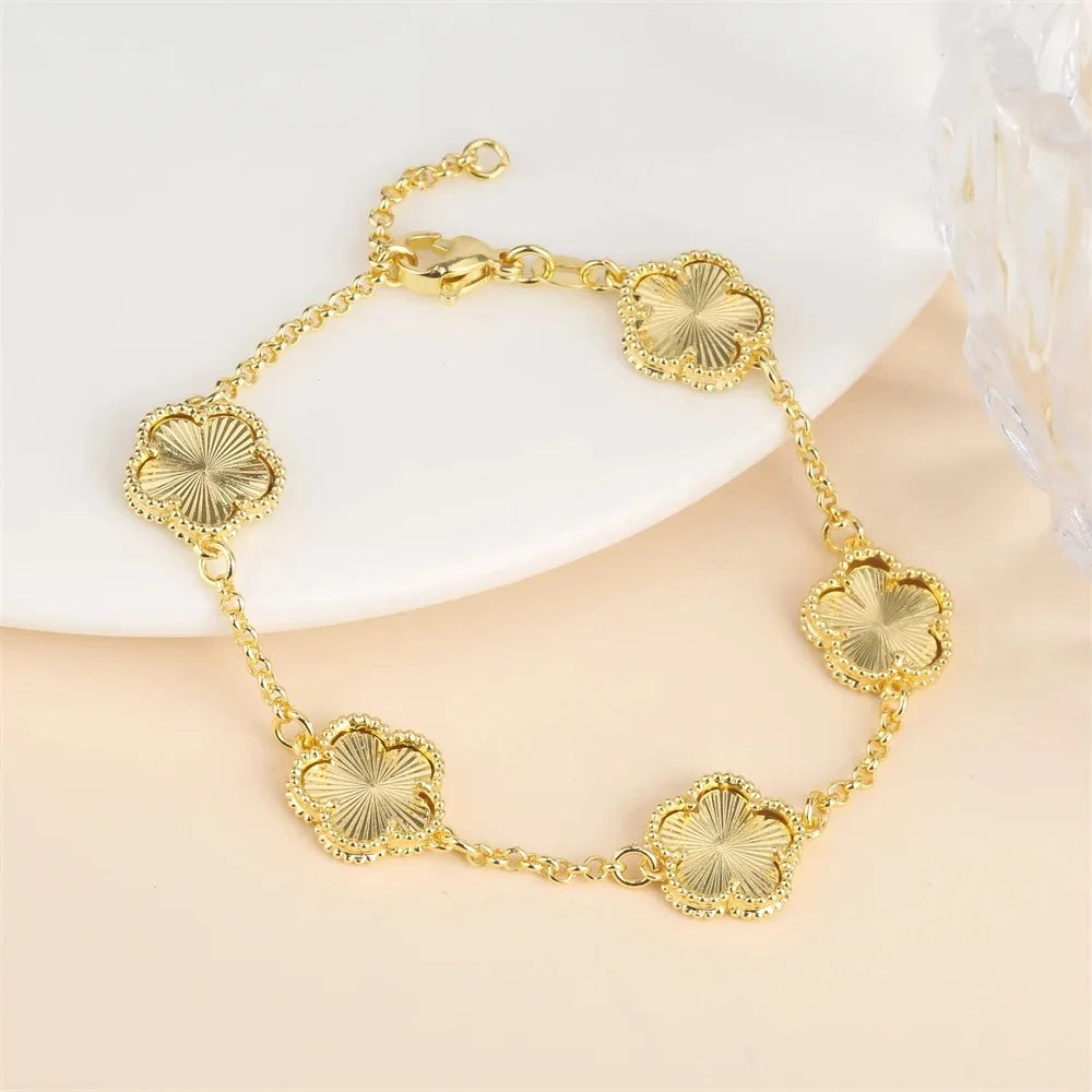 Five-Leaf Flower Jewelry Set – Bracelet & Necklace for Women