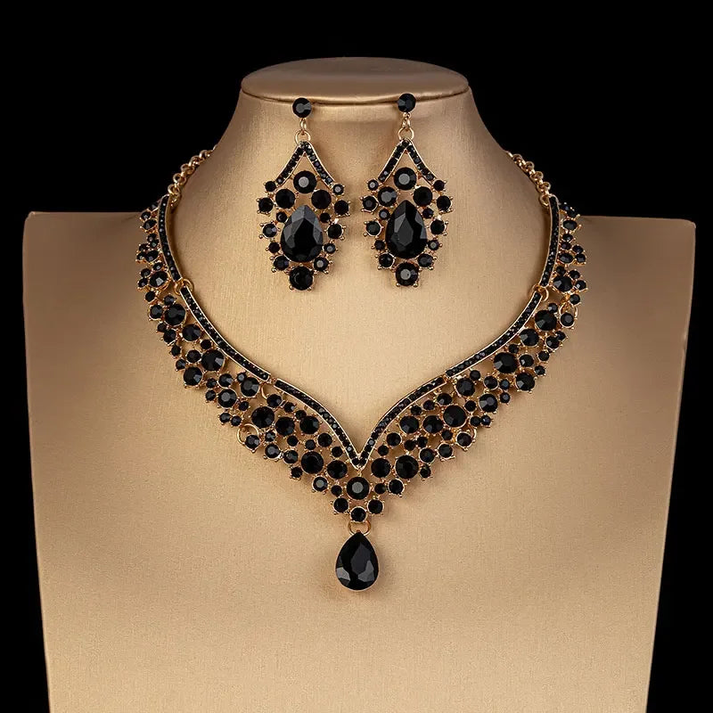 Brillance AB – Crystal Choker & Earrings Set