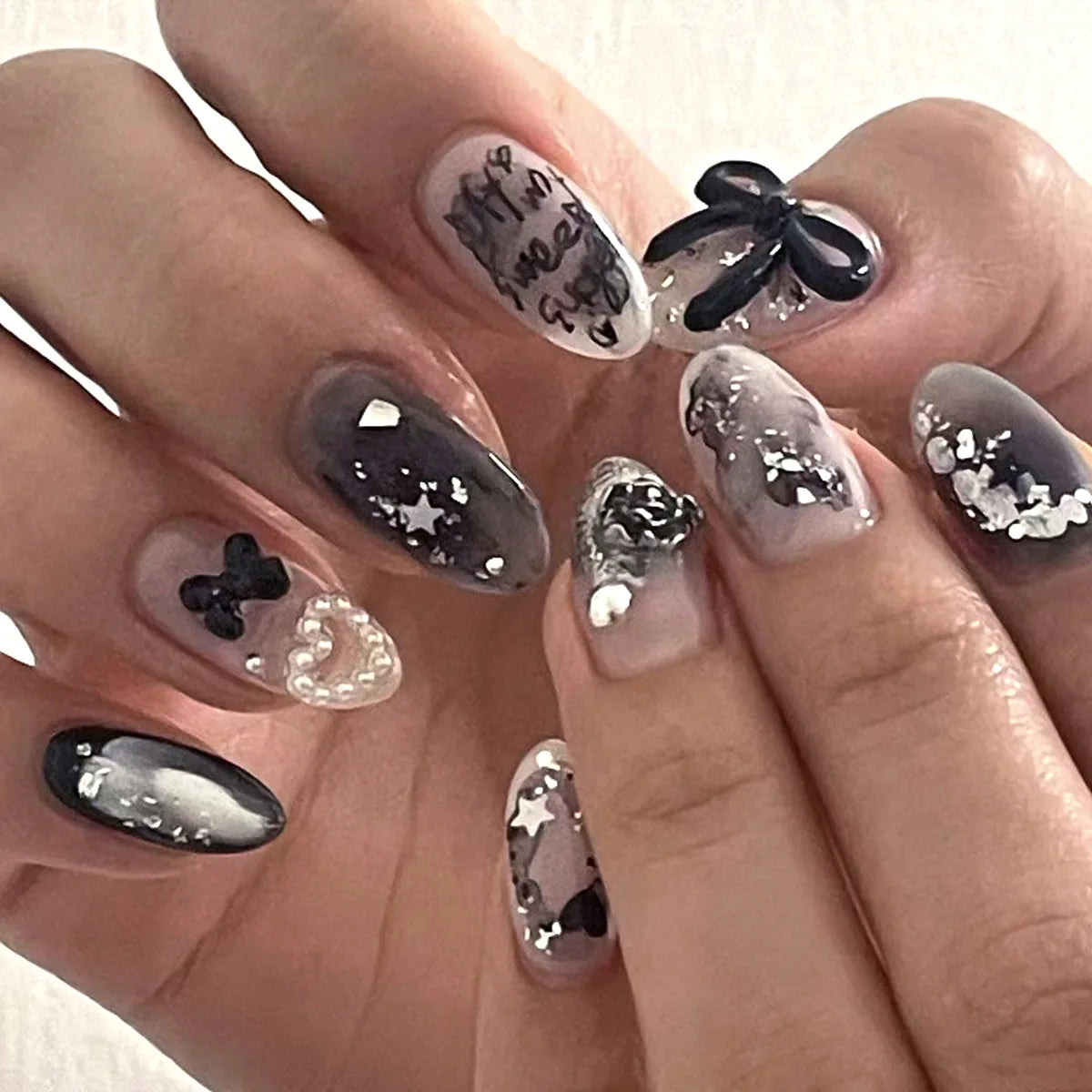 Medium Acrylic Almond Fake Nails – Removable Press-On, French Style, Europe/USA Design