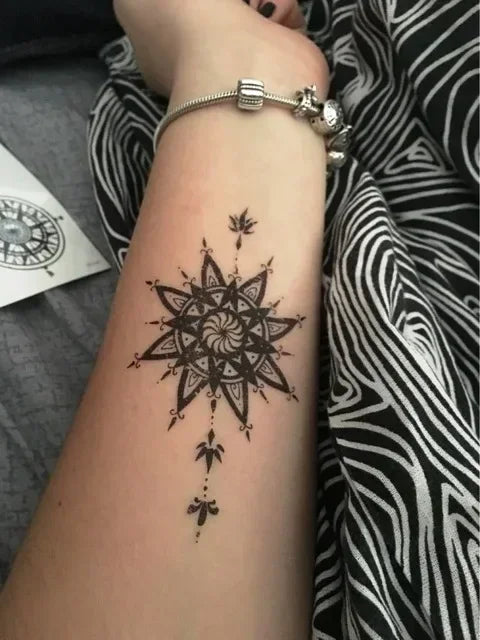 Waterproof Temporary Tattoo – Heartbeat Line, Small, Body Art for Women & Girls