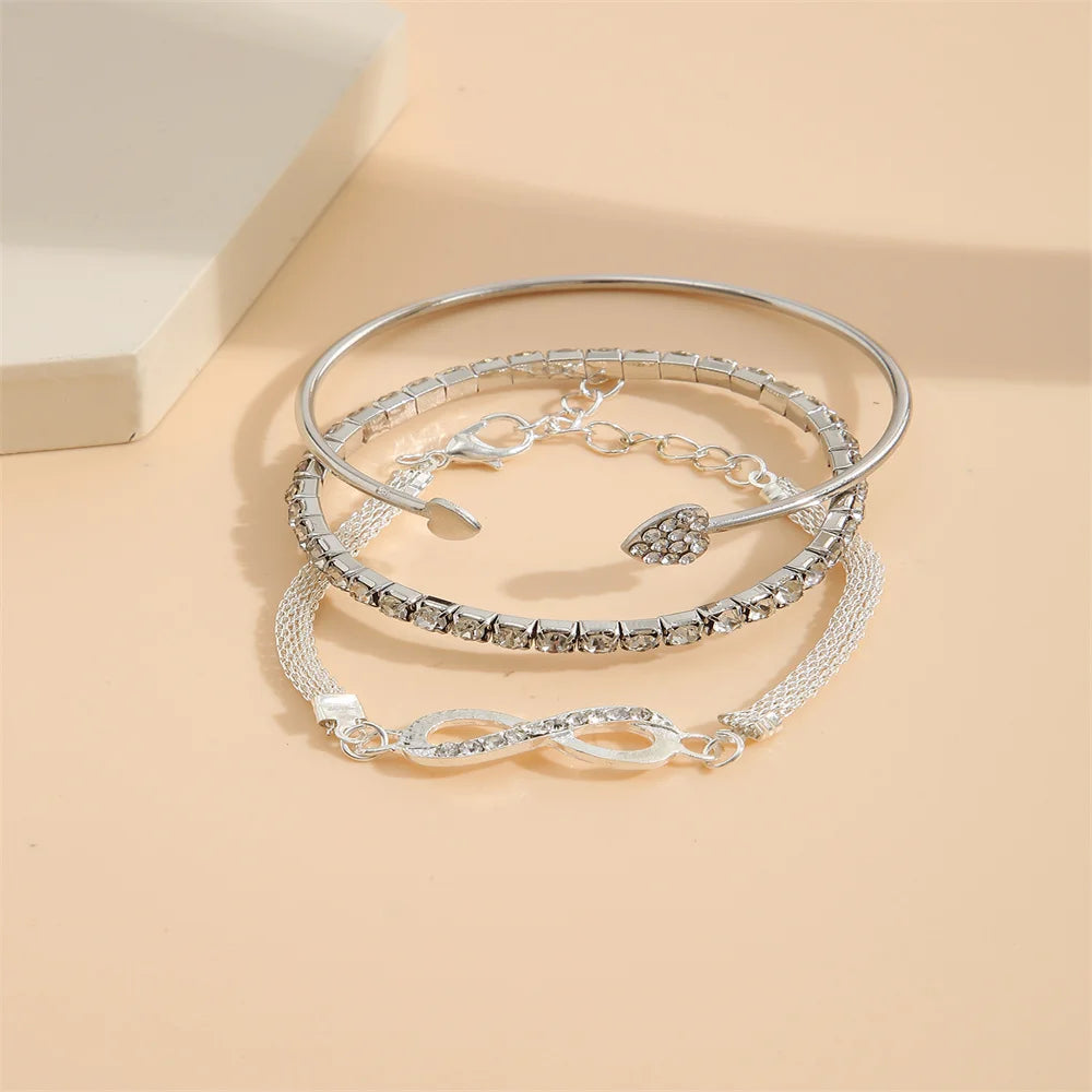 Cœur Éternel – Vintage Heart Crystal Bracelet Set