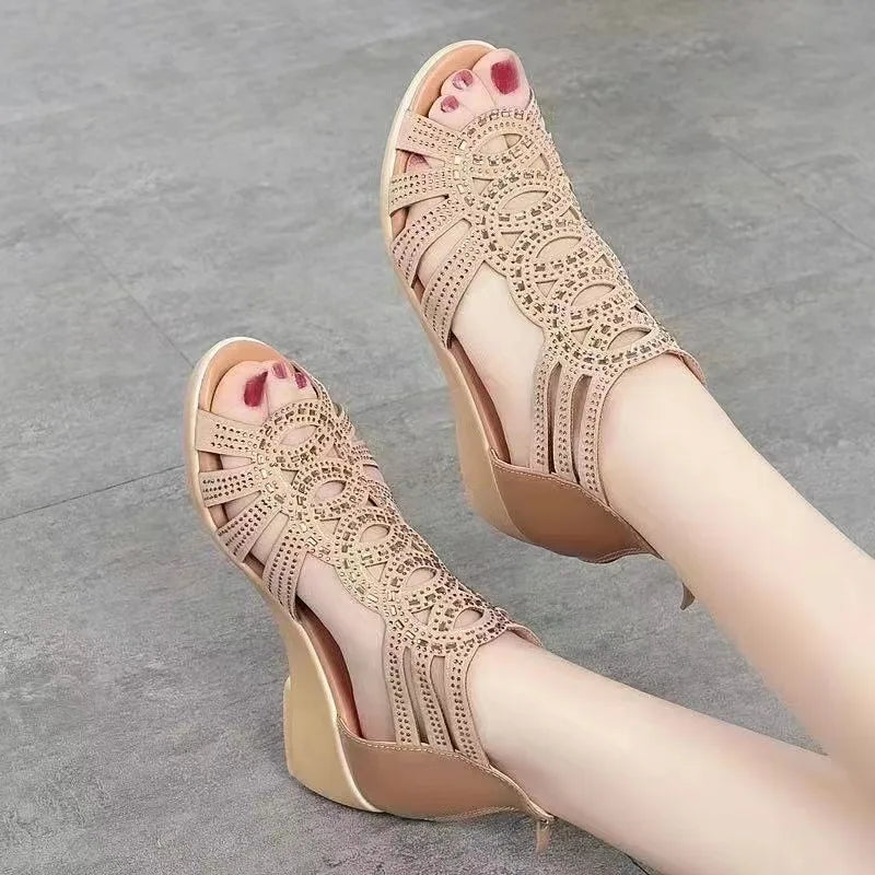 Women’s Soft Leather Roman Sandals