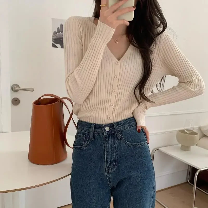 Cardigan Femme Tricoté – Coupe Ample, Col V, Style Printemps