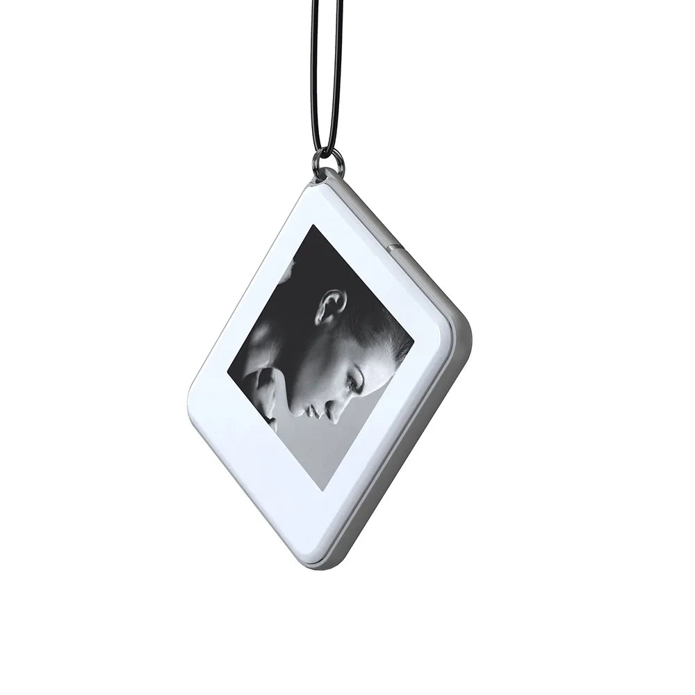 NFC Memory Keyring with 1.54" Color Display