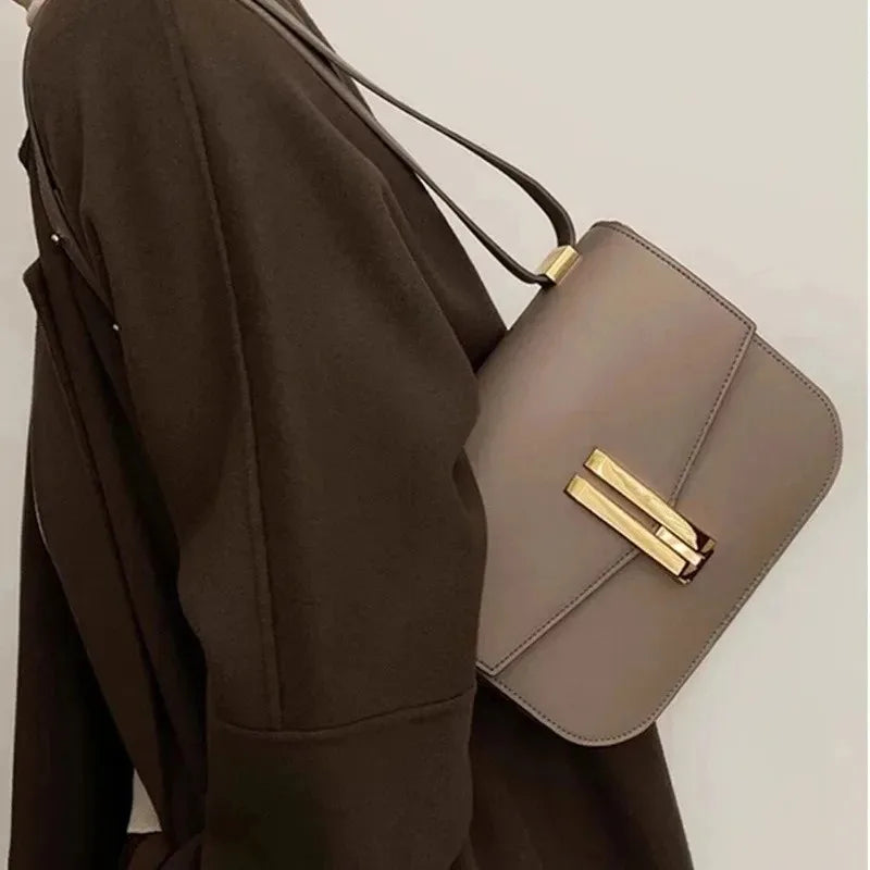Light Luxury Tofu Shoulder Bag – Small Genuine Leather Women’s Crossbody