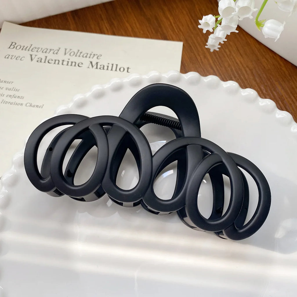 Frosted Hollow Hair Claw – Elegant Bow Barrette, Korean Style