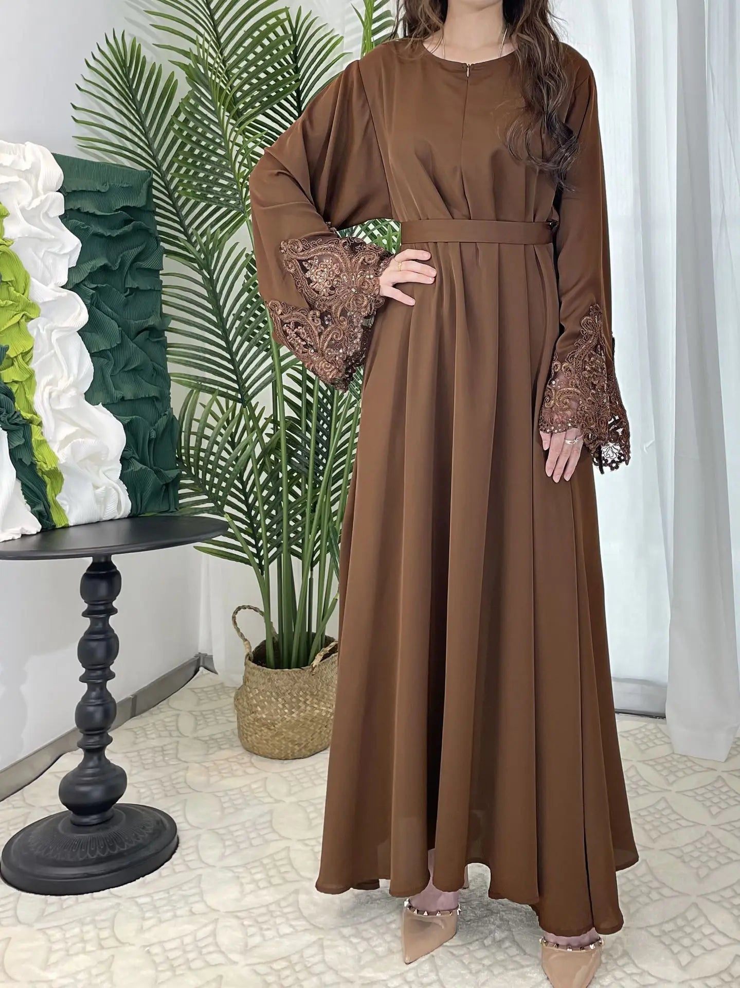 Plus Size Dubai Abaya – Lace Floral Long Sleeve Kaftan Dress for Muslim Women