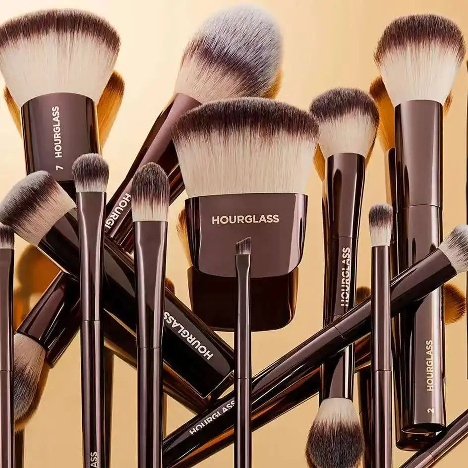 HOURGLASS Makeup Brush Set – Powder, Blush, Foundation, Eyeshadow, Concealer & Lip Brushes