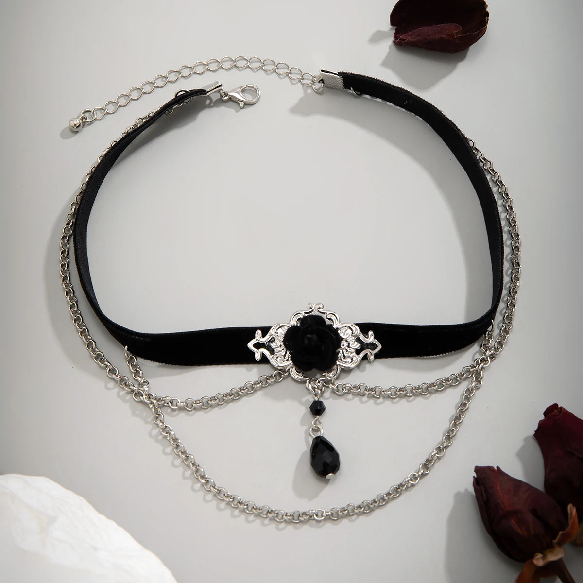 Ébène Chic – Punk Rope Choker Necklace