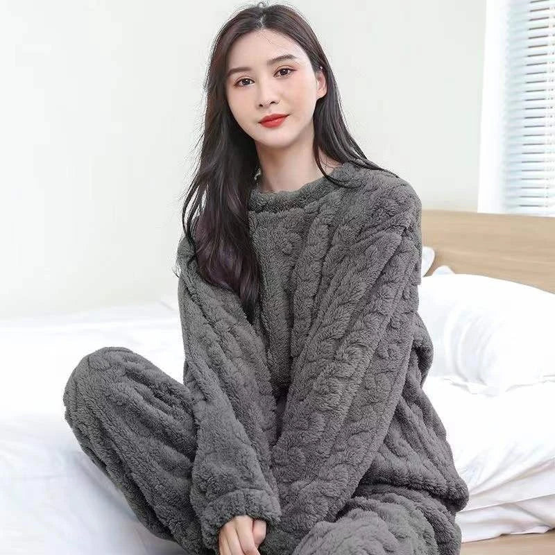 Women’s Autumn-Winter Fleece Pajama Set – Long Sleeve & Pants