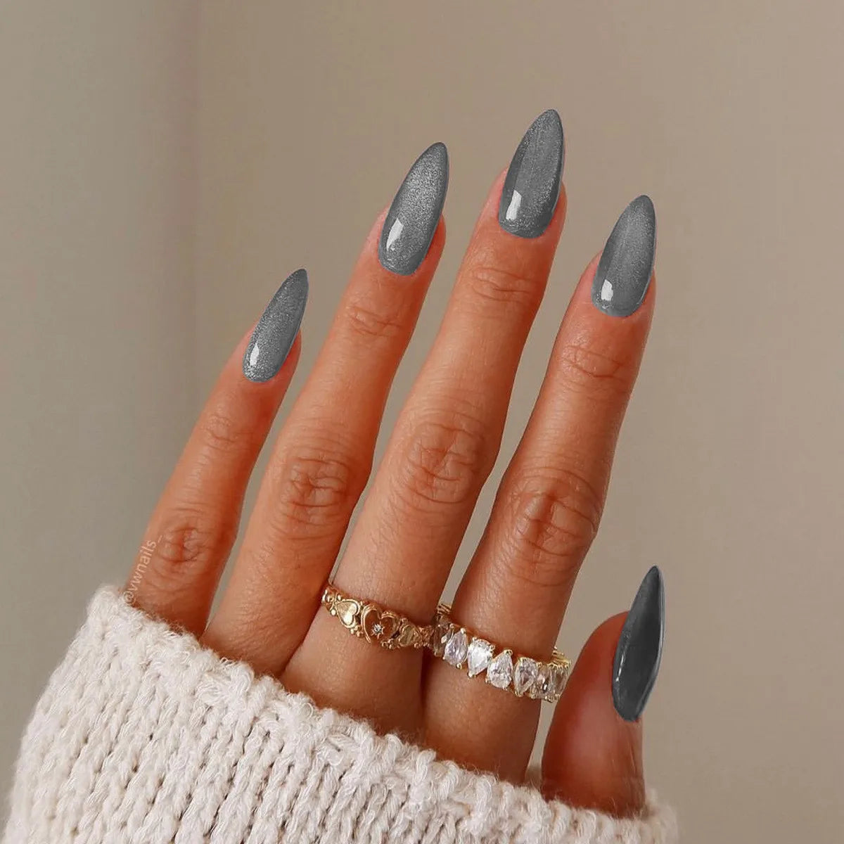 Medium Acrylic Almond Fake Nails – Removable Press-On, French Style, Europe/USA Design