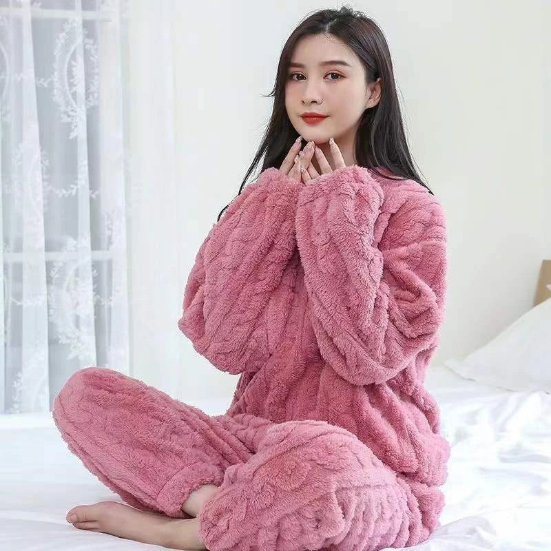 Women’s Autumn-Winter Fleece Pajama Set – Long Sleeve & Pants