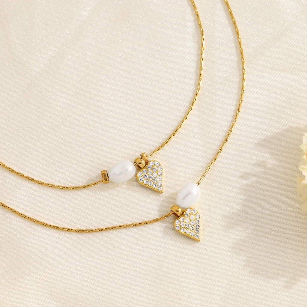 Cœur d’Or – Elegant Crystal Heart Necklace & Bracelet Set