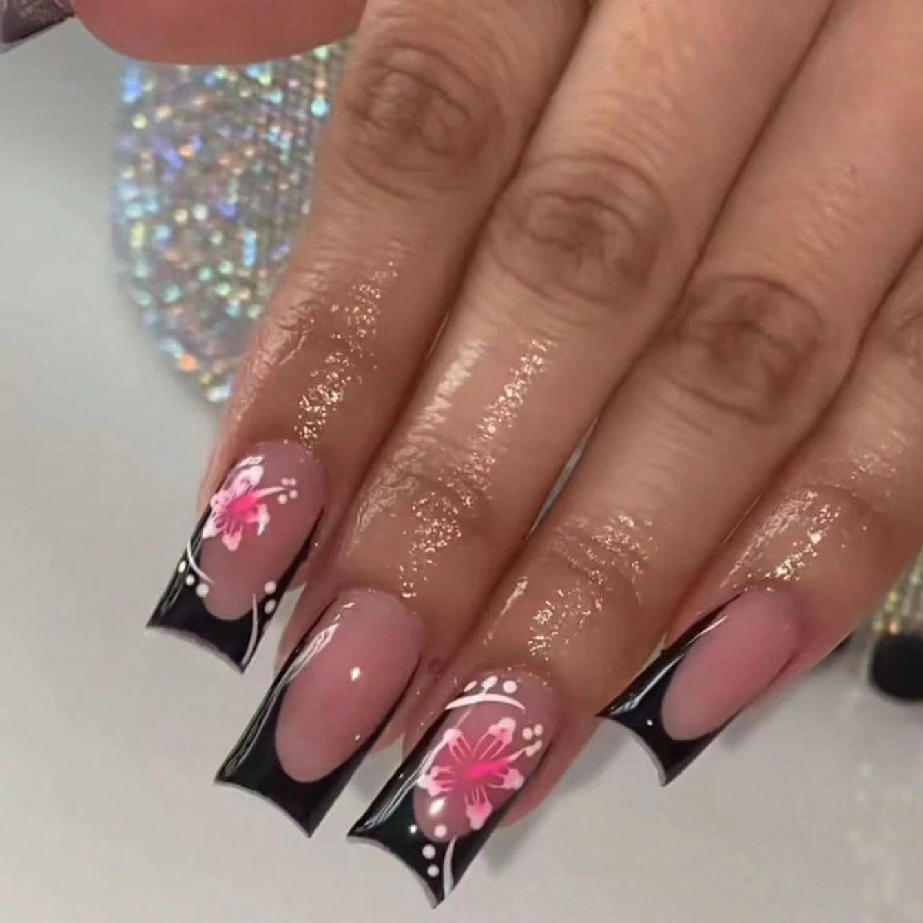 24PCS Halloween Mummy Fake Nails – Short Square, Full Coverage, Cute Press-On