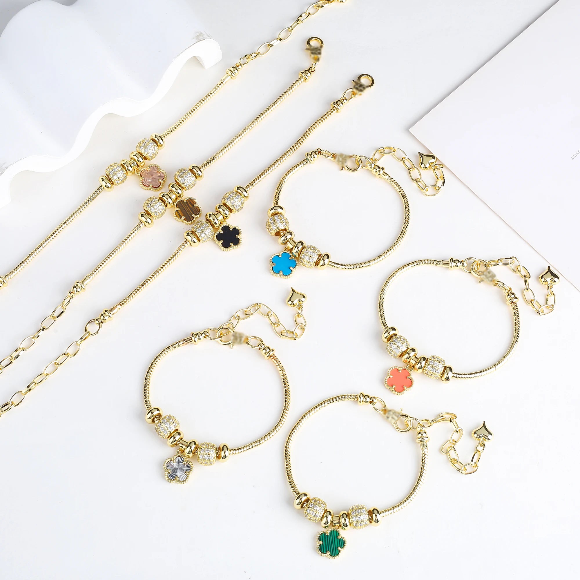 5-Leaf Clover Woven Chain Bracelet – Women’s Luxury Jewelry