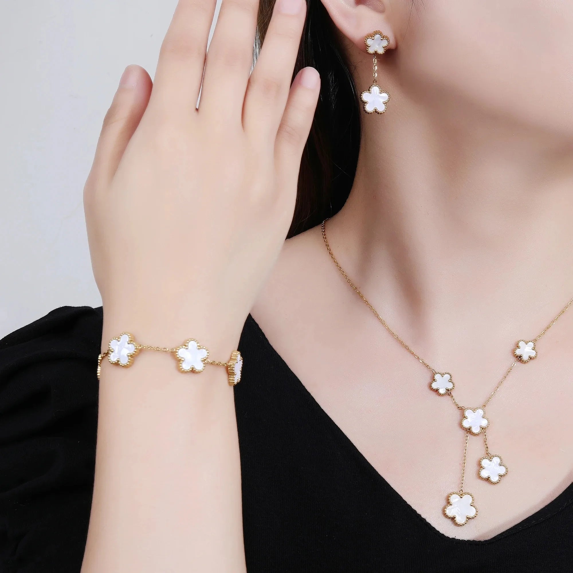 Clover Five-Leaf Stainless Steel Jewelry Set for Women