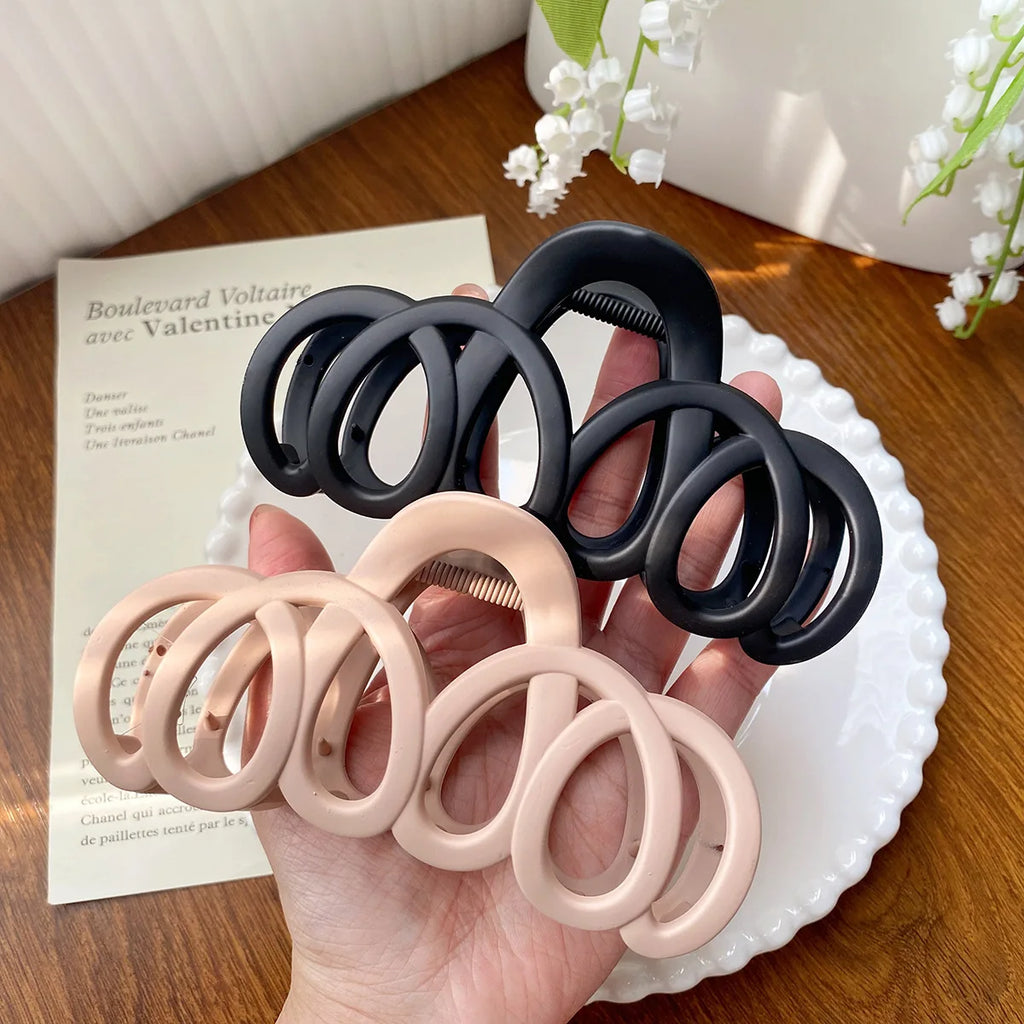 Frosted Hollow Hair Claw – Elegant Bow Barrette, Korean Style
