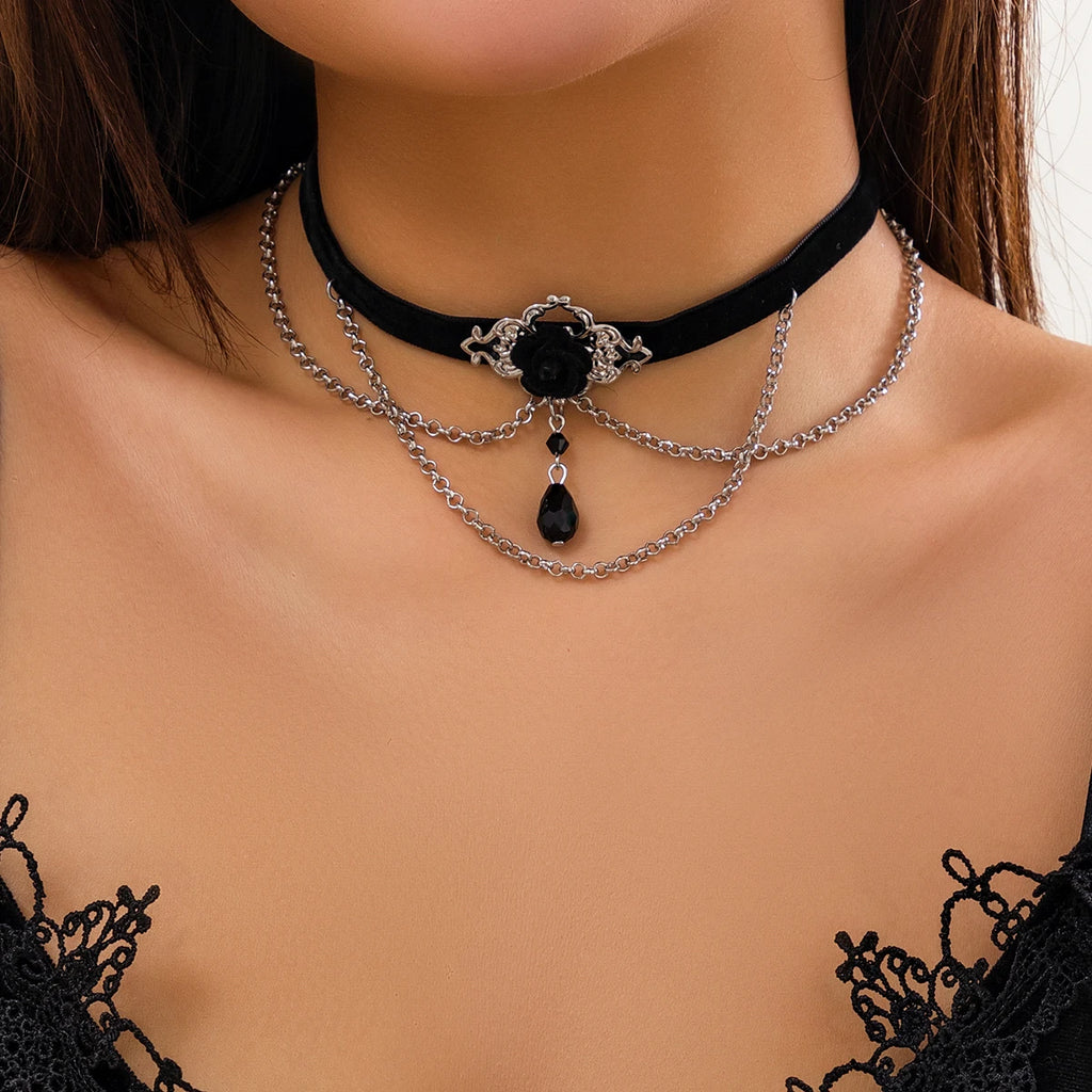 Ébène Chic – Punk Rope Choker Necklace