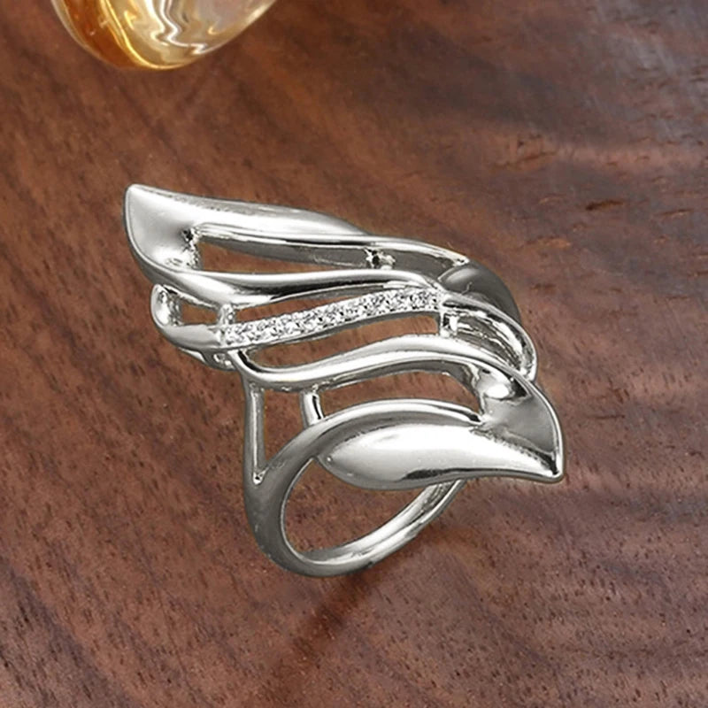 Étoile Dorée – Marquise CZ Ring