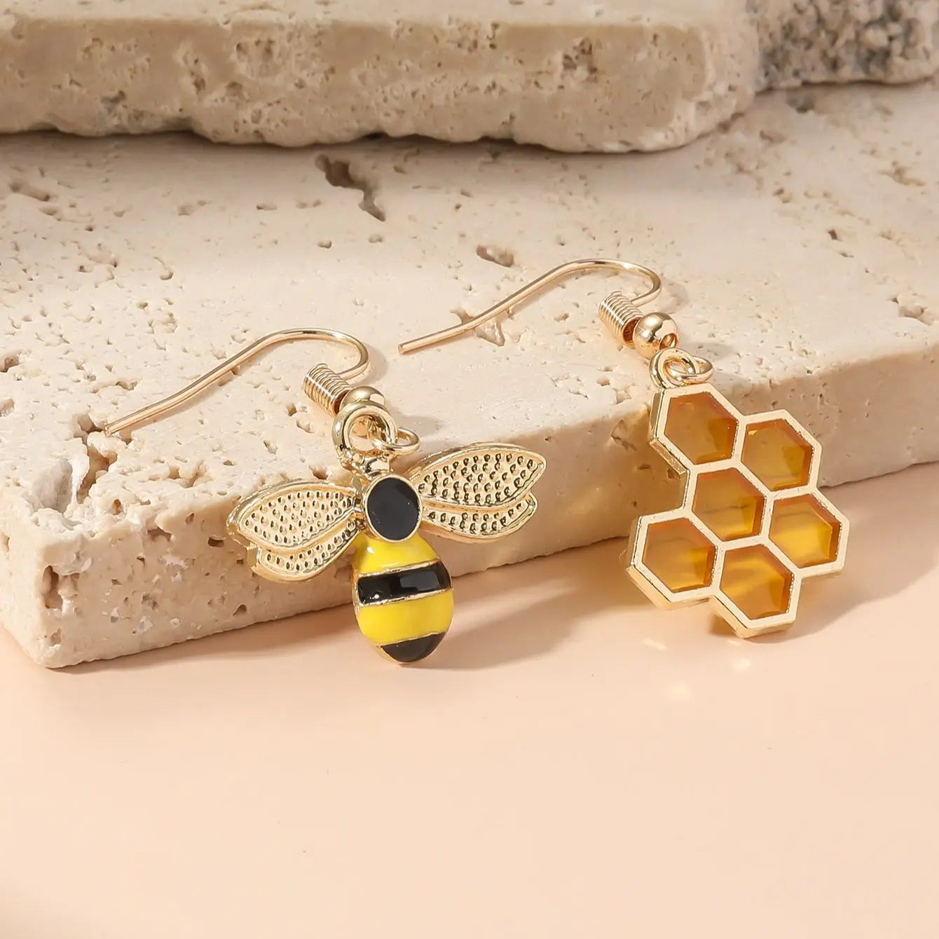 Abeille Dorée – Bee Drop Earrings