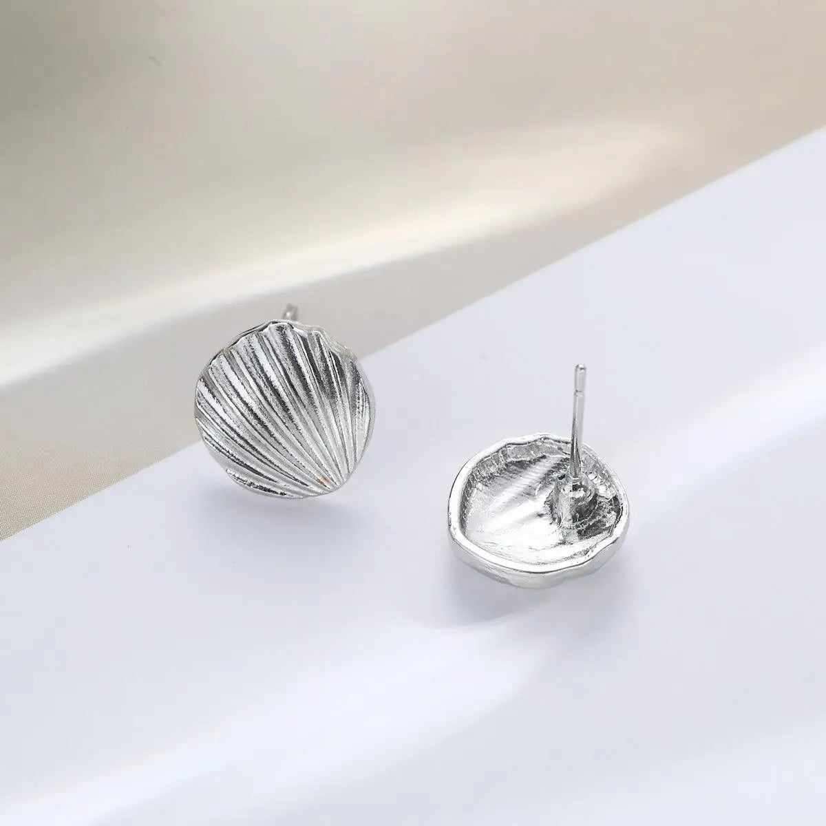 Coquillage Mini – Stainless Steel Stud Earrings