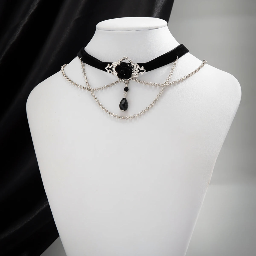Ébène Chic – Punk Rope Choker Necklace