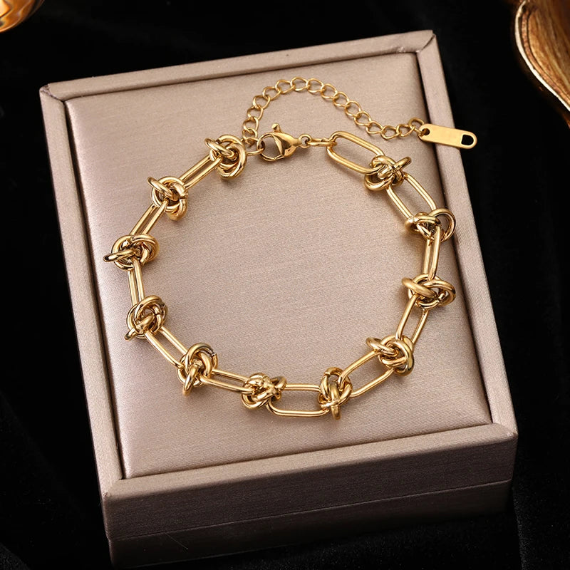 Twisted 316L Stainless Steel Bracelet – 18K Gold Plated for Women