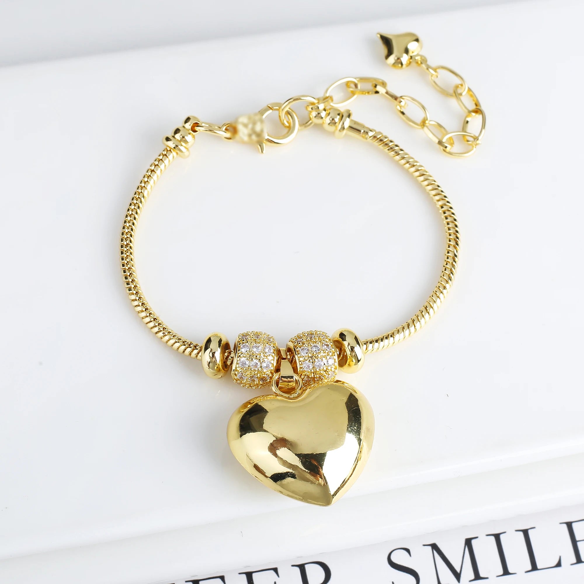 5-Leaf Clover Woven Chain Bracelet – Women’s Luxury Jewelry