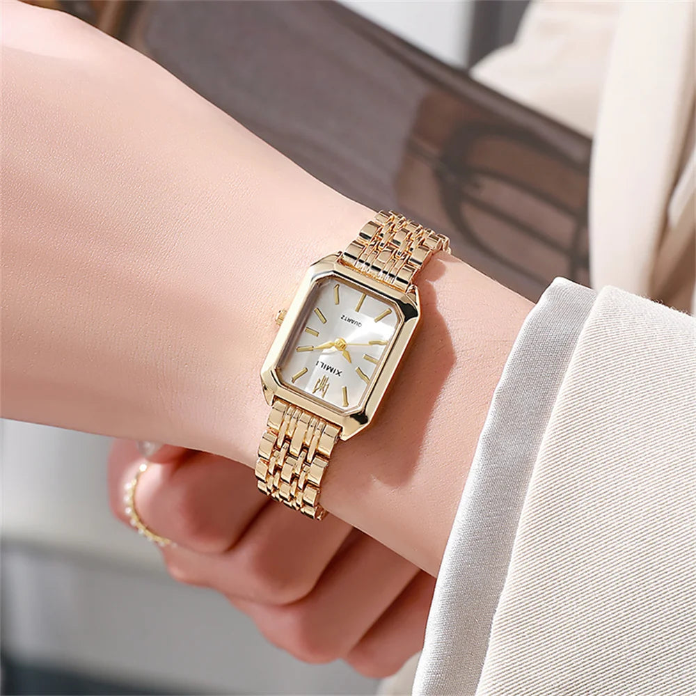 Élégance Carrée – Gold Plated Quartz Watch