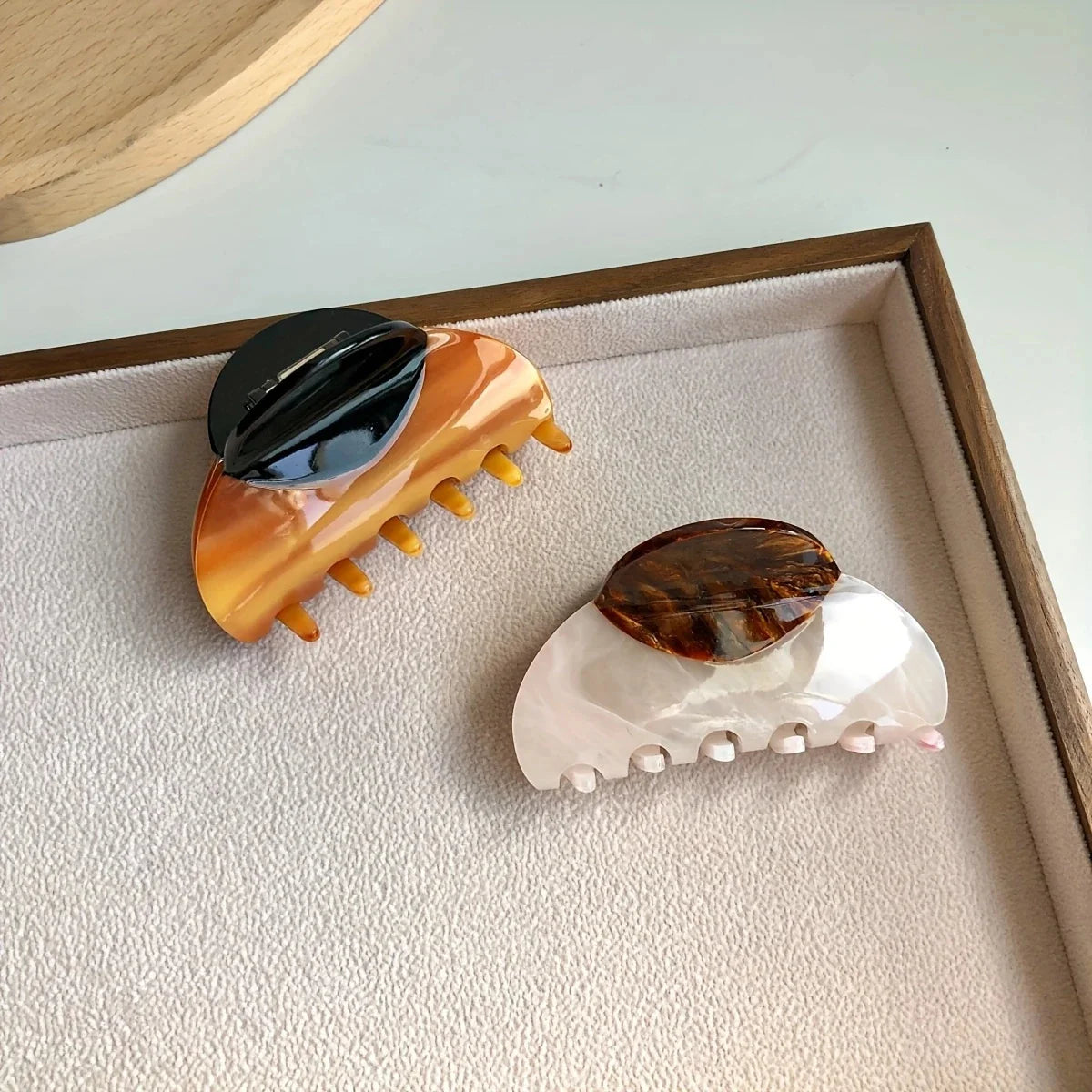 Vintage French Hair Clip – Two-Tone Wood & Marble Design